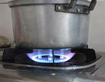  Giá gas tăng 14.000 đồng bình 12kg